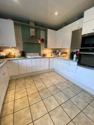  Maison  vendre 8 pices 161 m