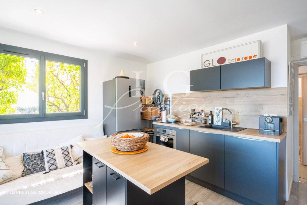 � vendre  Villa Mandelieu-la-Napoule (06210)