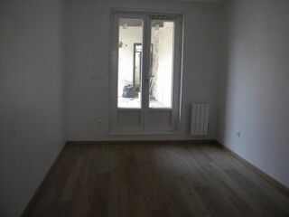  Appartement � louer 3 pi�ces 115 m�