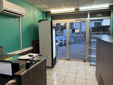 Local commercial 178000 13800 Istres