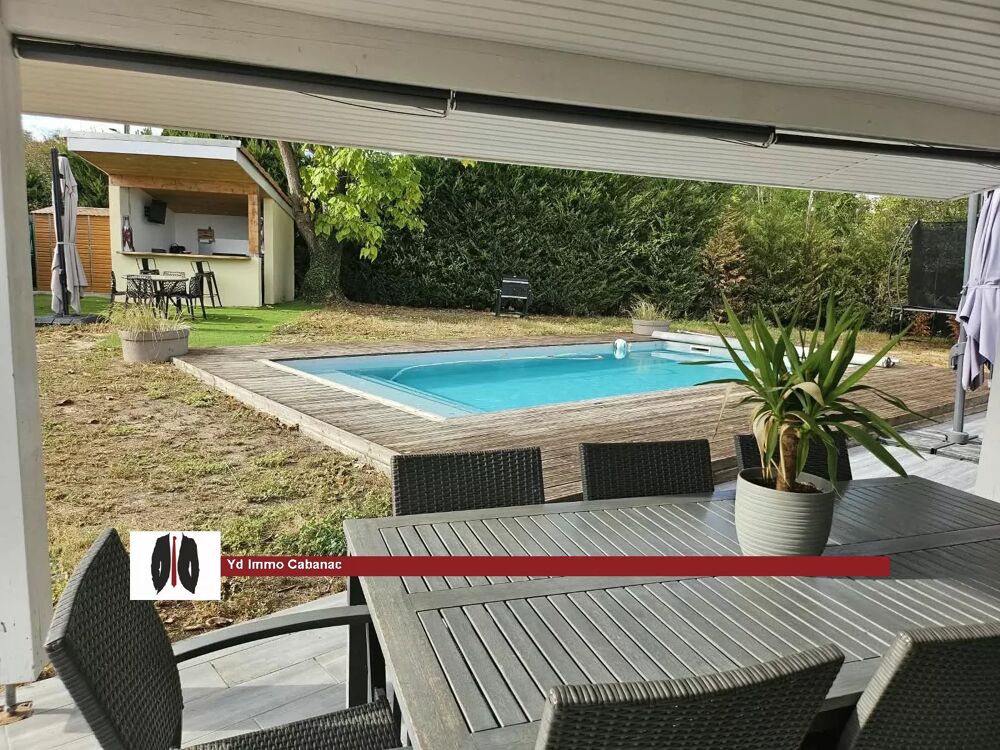 Maison 4 chambres et bureau avec piscine et grand terrain