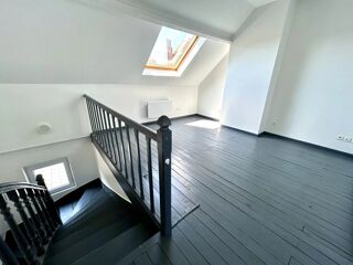  Appartement à louer 2 pièces 27 m²