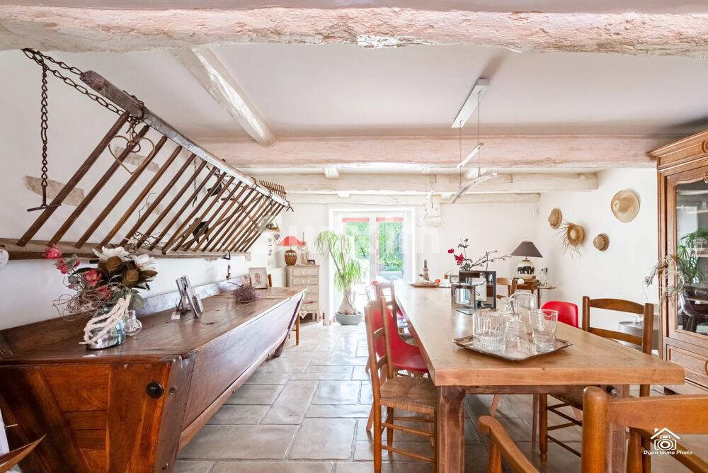 Vente Villa Authentique maison en pierre spacieuse Pouilly-sur-vingeanne