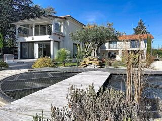 Maison à vendre 8 pièces 270 m²