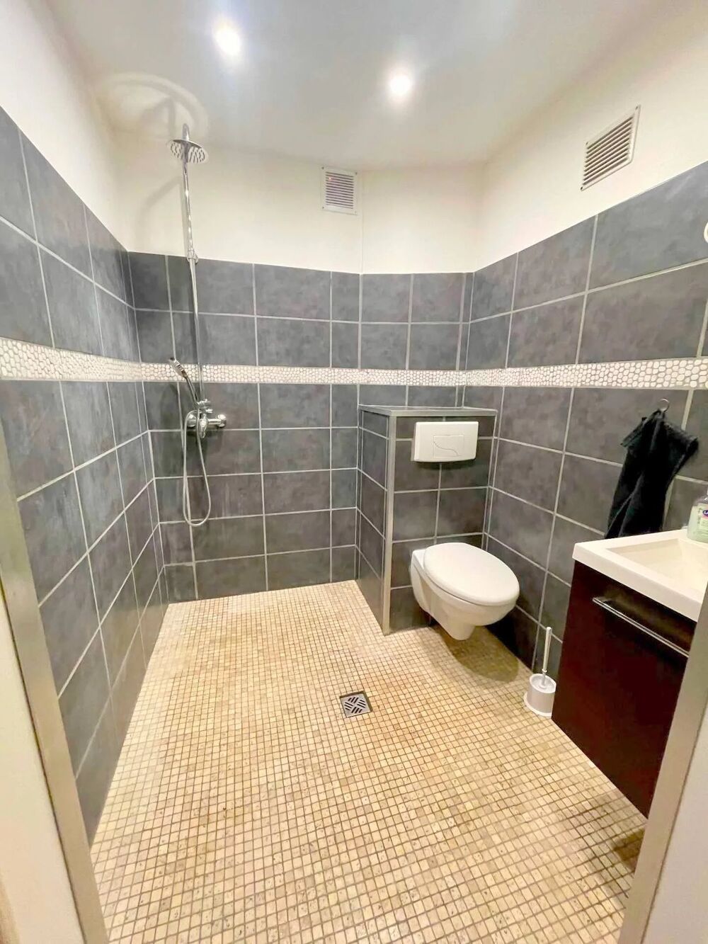 Location Appartement Toulon proche centre grand T2 bis Toulon