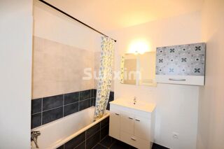  Appartement à louer 3 pièces 61 m²