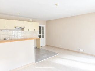 Vente Appartement À VENDRE – GRAND STUDIO AVEC BALCON – POTENTIEL T2 – MÉTRO SAINT Toulouse