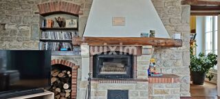  Maison � vendre 7 pi�ces 225 m�