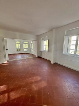  Appartement à vendre 6 pièces 180 m²