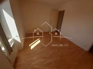  Immeuble � vendre 14 pi�ces 450 m�