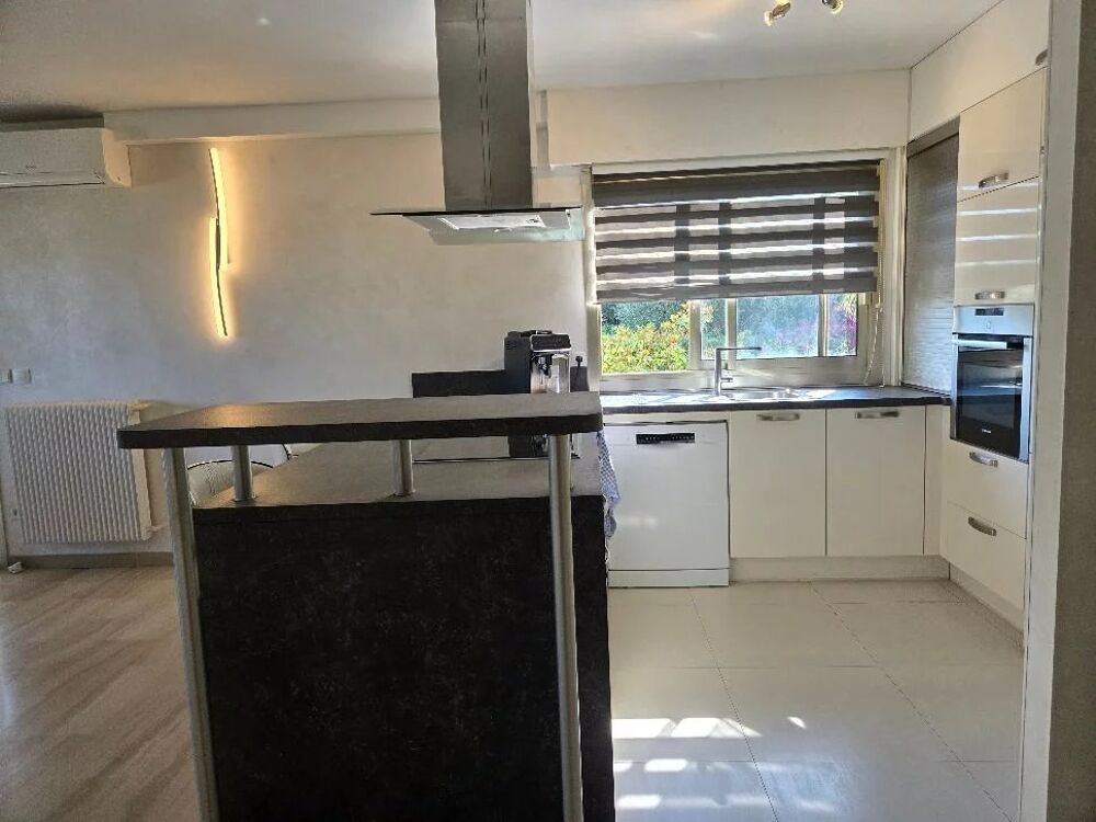 Location Appartement Trois pièces de 90m² avec terrasse de 30m², cellier et garage Le cannet