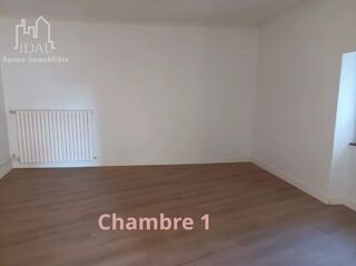  Appartement à louer 5 pièces 88 m²