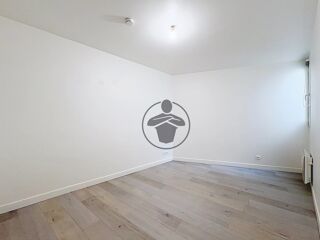  Appartement à louer 2 pièces 32 m²