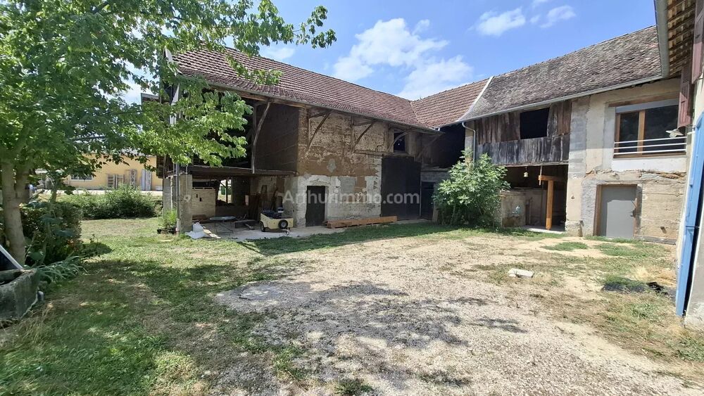 Propriété rénovée de 110 m² / DPE C/ 3 chambres + dépendances +