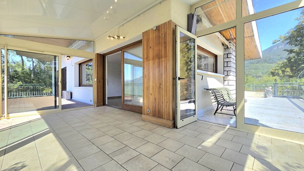 Vente Maison Villa moderniste de type 7 à Mouxy Mouxy