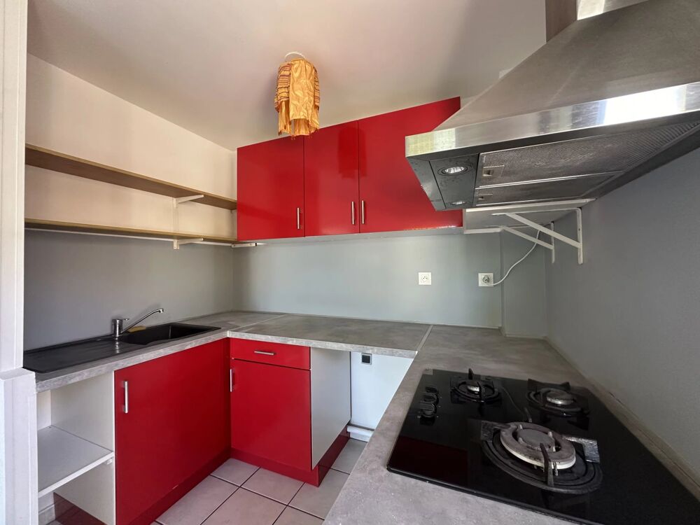 Location Appartement HS4835 - APPARTEMENT F2 A LOUER SAINT-PIERRE Saint-pierre