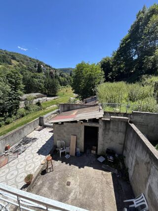  Villa  vendre 11 pices 270 m