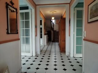  Villa � vendre 12 pi�ces 292 m�