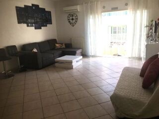  Appartement à louer 2 pièces 55 m²