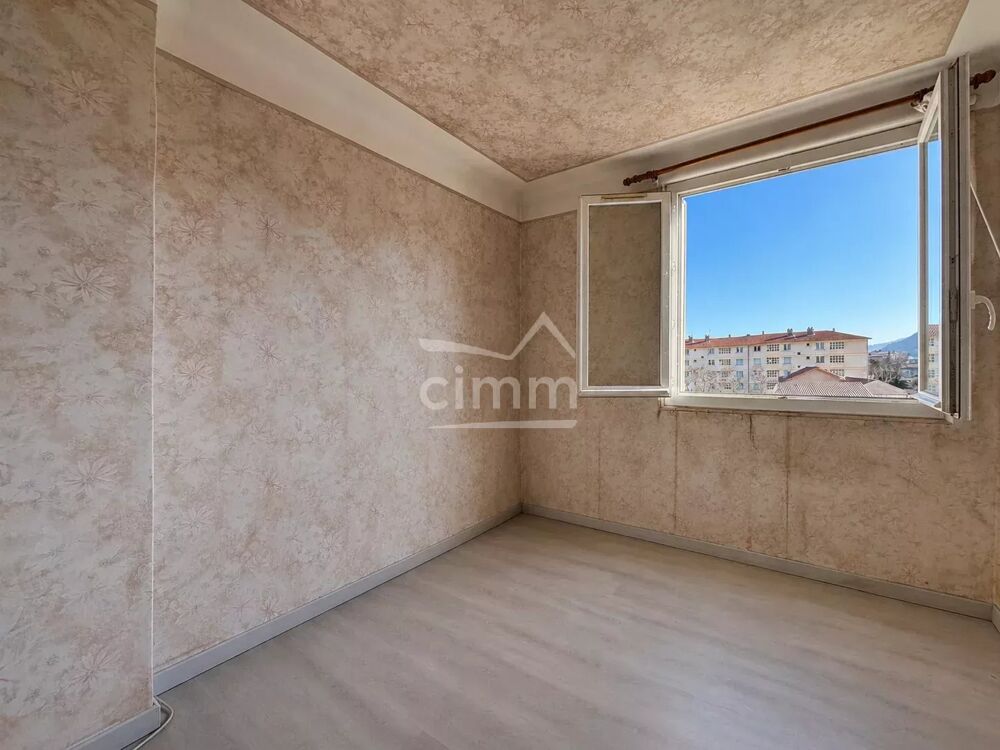 Appartement T5 avec balcon à Sisteron