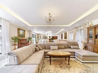  Villa à vendre 8 pièces 405 m²