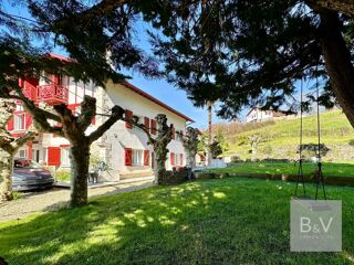  Maison � vendre 8 pi�ces 325 m�