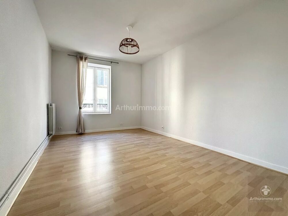 Location Appartement LOCATION APPARTEMENT T4 RENOVE HYPER CENTRE-VILLE Roanne