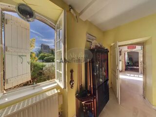  Maison à vendre 15 + pièces 468 m²