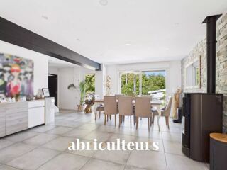  Villa � vendre 6 pi�ces 150 m�