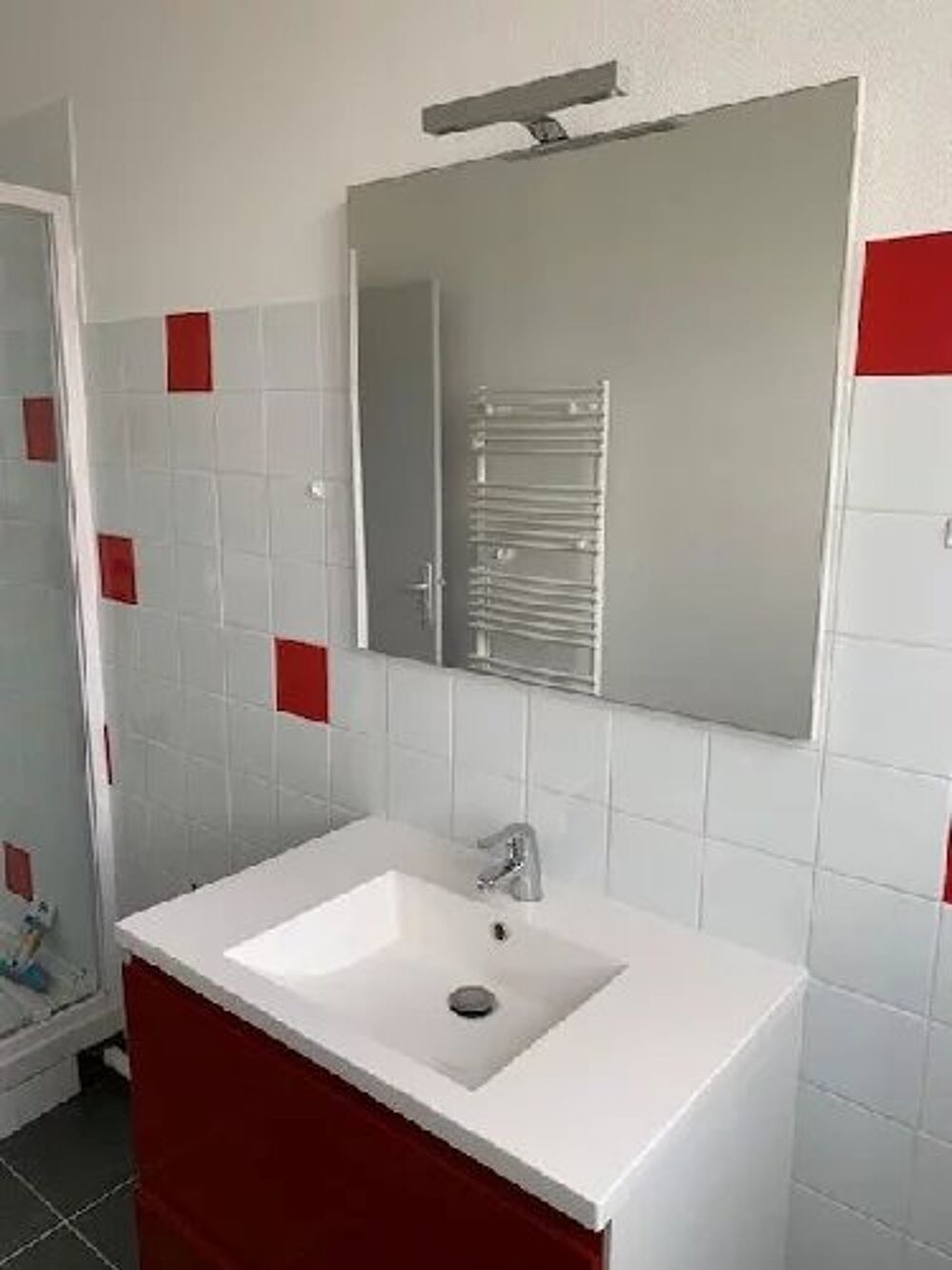 APPARTEMENT F3 - ORLEANS