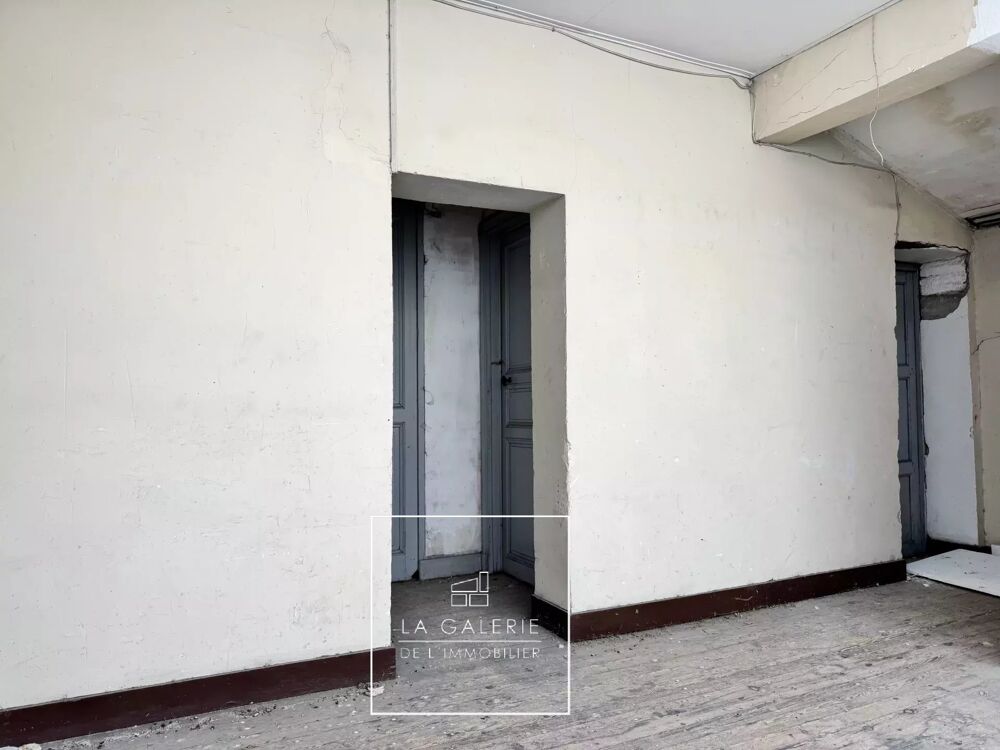 A vendre plateau / chambrettes à rénover