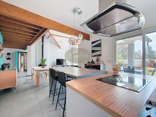  Villa à vendre 6 pièces 194 m²