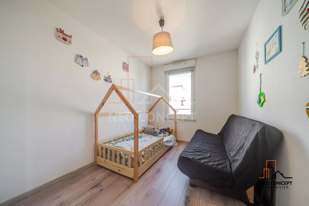 Location Appartement * LINGOLSHEIM - Appartement de type 3 pièces avec un très beau b Lingolsheim