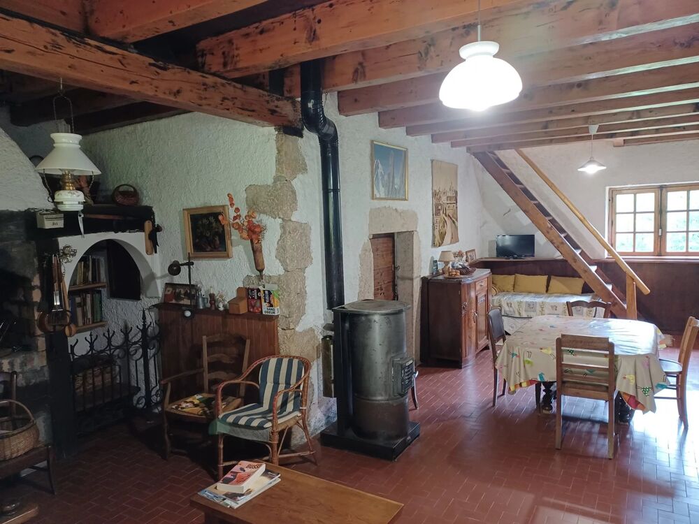 Vente Maison LA PESSE - Un bien atypique au cœur de la nature La pesse