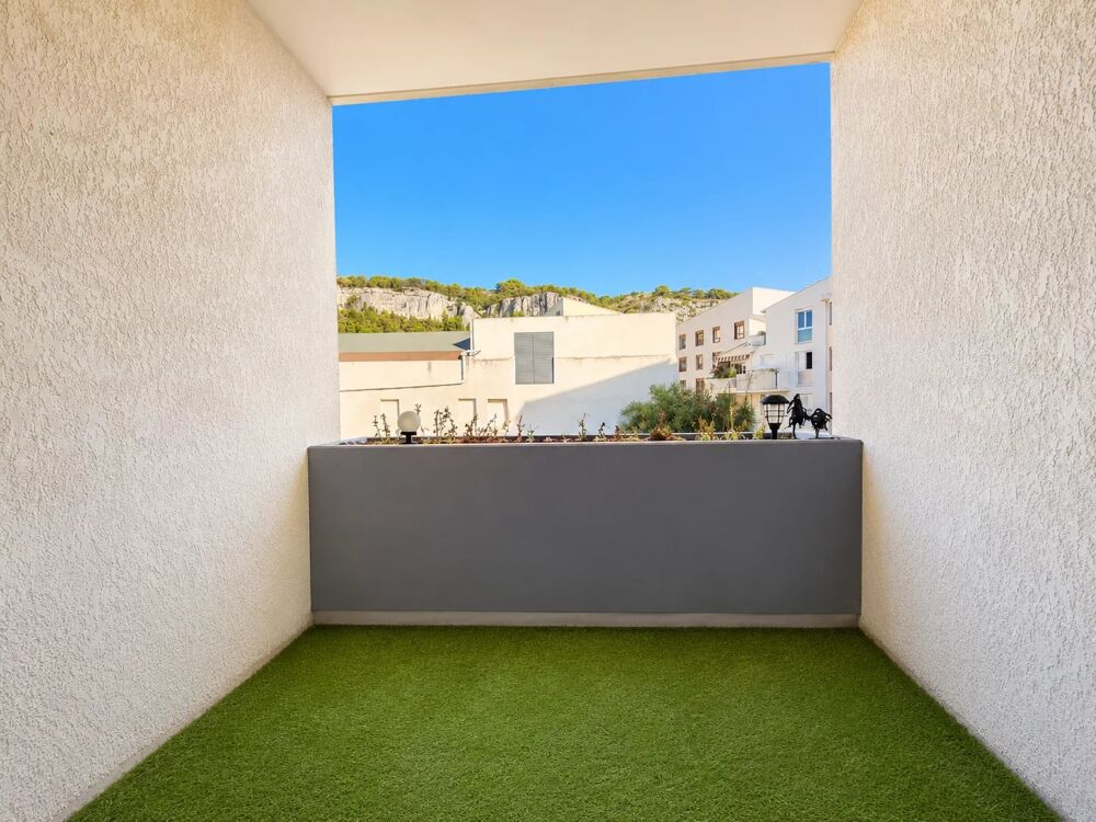 Vente Appartement Appartement T3 – 67 m² avec terrasse, vue sur la colline Saint-J Cavaillon