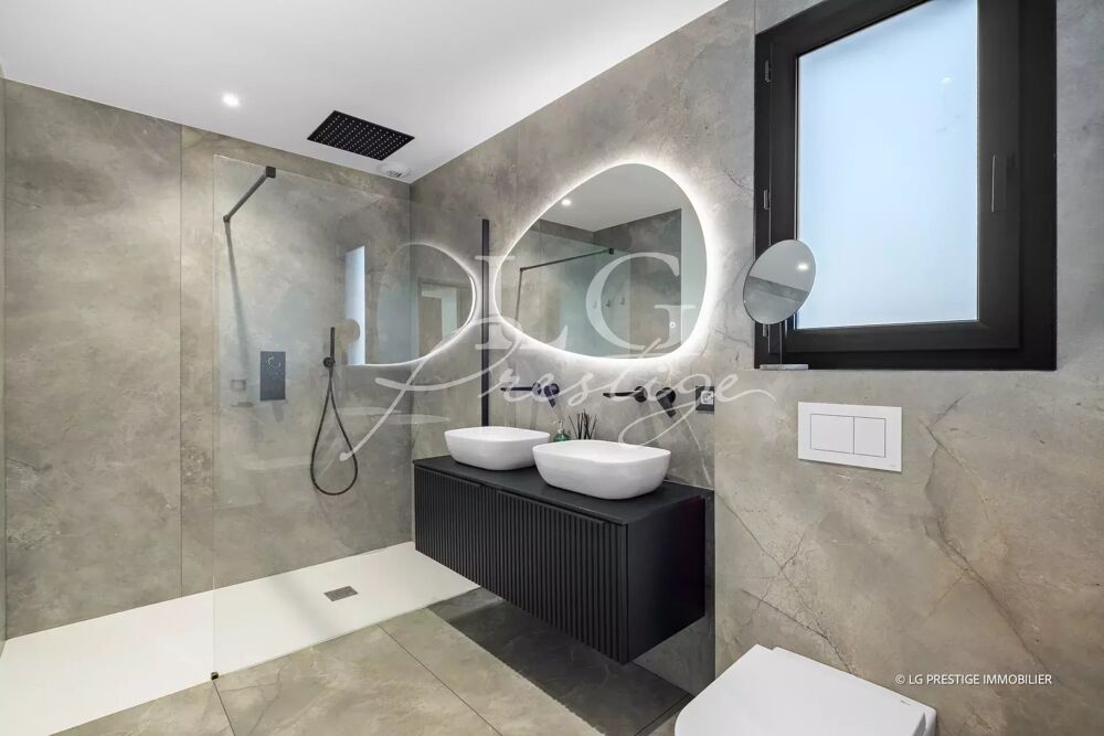 � vendre  Villa Tourrettes (83440)