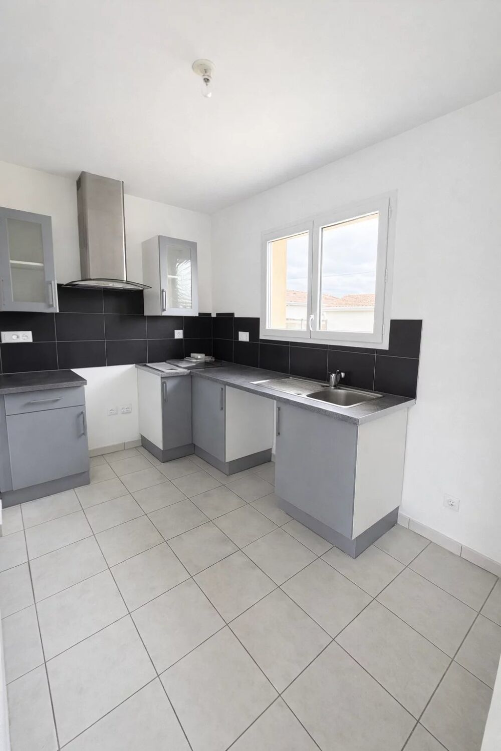 SALLES MAISON RECENTE TYPE 3