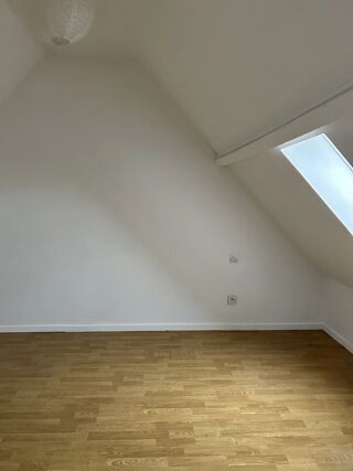  Appartement à louer 3 pièces 47 m²