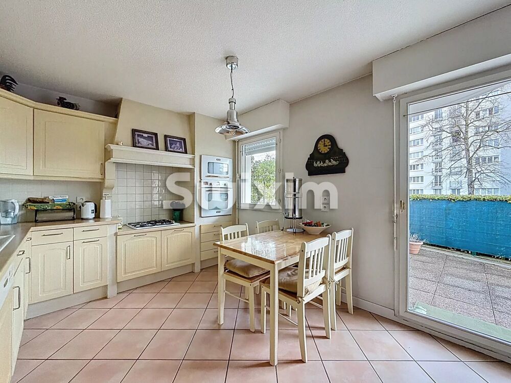 � vendre  Appartement Ferney-Voltaire (01210)