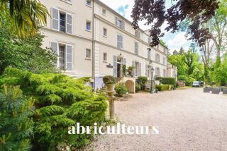  Propri�t�/ch�teau � vendre 15 + pi�ces 1000 m�