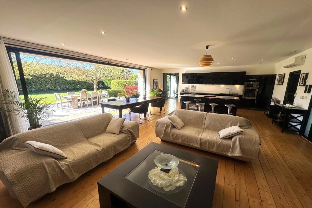 Vente Maison Produit rare à Carcès – maison contemporaine avec beaucoup de ch Carcès