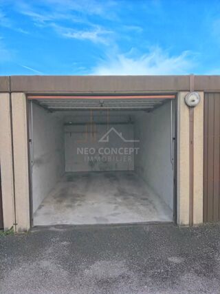  Parking / Garage � vendre 