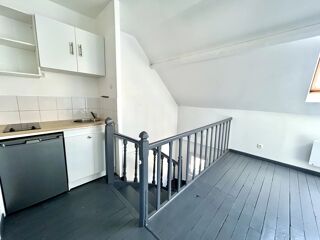  Appartement à louer 2 pièces 27 m²