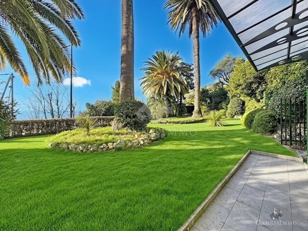 Vente Appartement Appartement 3 pièces - parkings - aperçu mer et jardin privatif Grasse