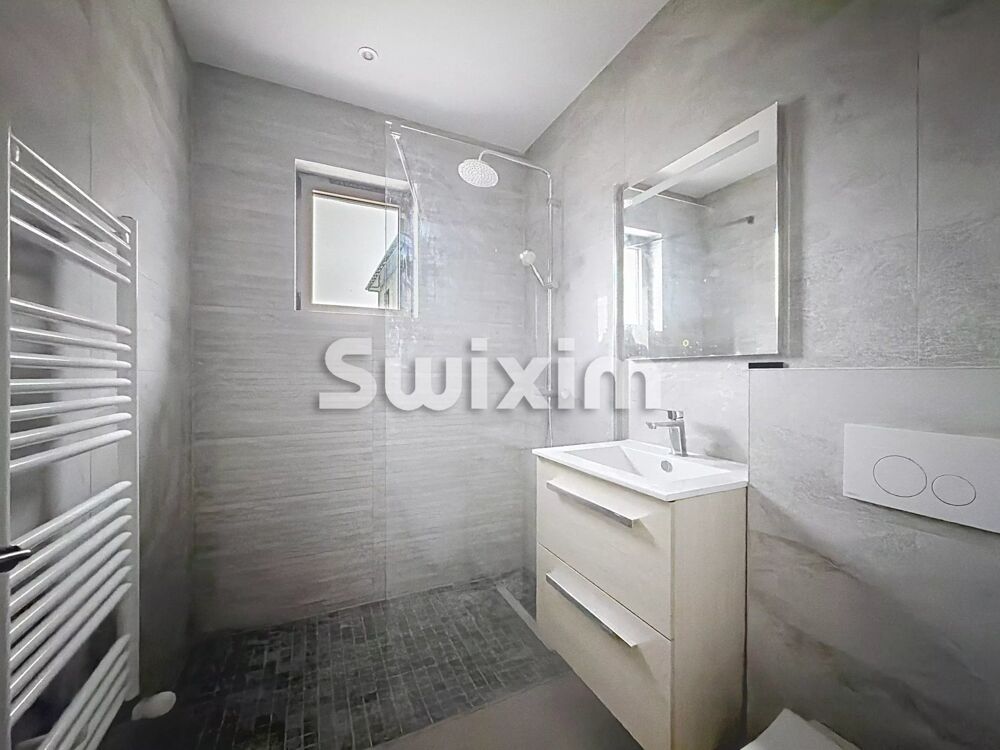 � vendre  Maison Grilly (01220)