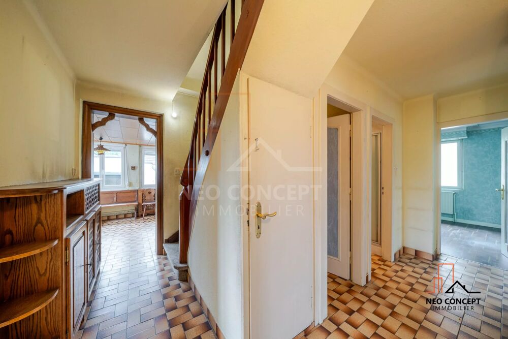 * SESSENHEIM - Maison de 118 m² à rafraichir intérieurement mais