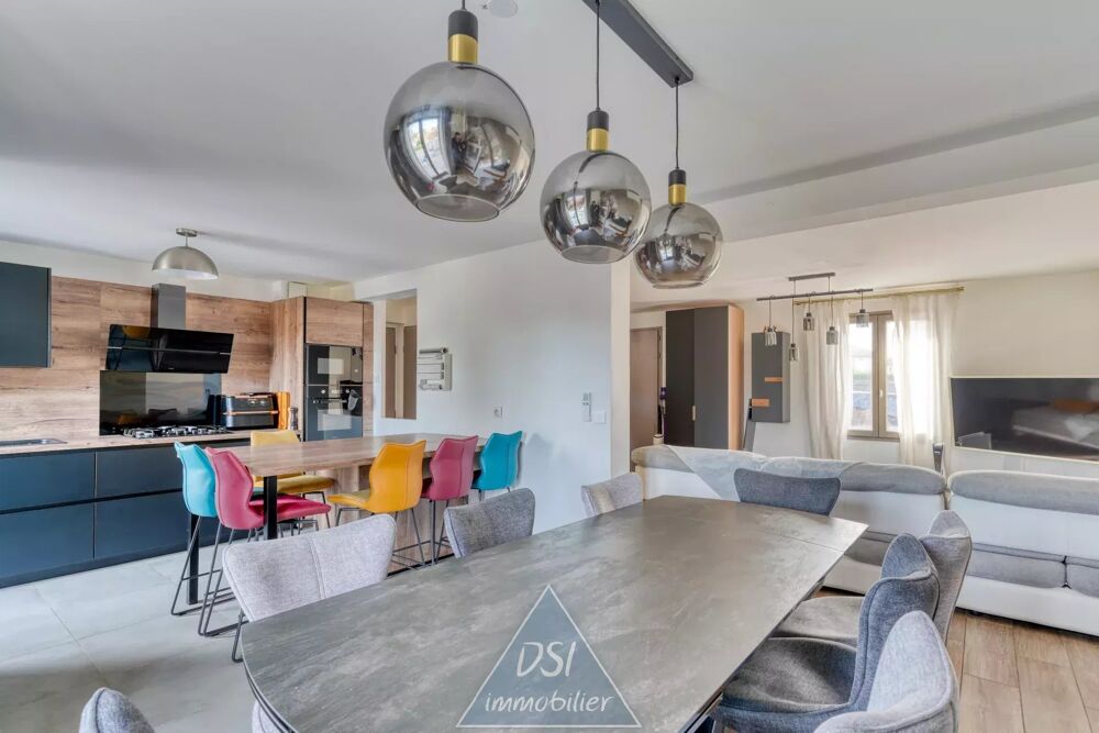 Meyzieu  Maison familiale T5 de 108 m² avec garage et jardin