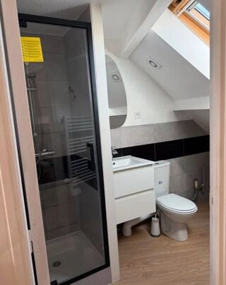  Appartement à louer 2 pièces 32 m²