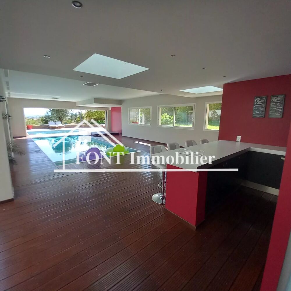 � vendre  Maison Cellieu (42320)