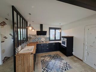 Vente Maison Charmante maison de 68 m² à Gisors avec 2 chambres Gisors